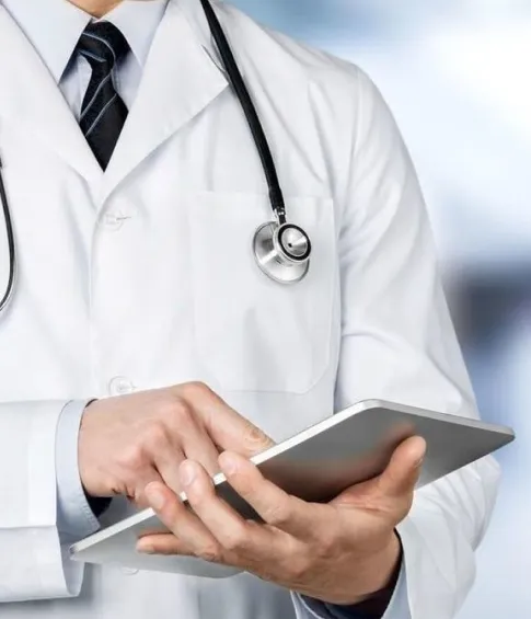 Врач наркологической клиники